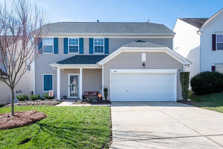 This immaculately well-kept 2 story home on 0.16-acre land in the Catawba Hills subdivision. door opens to a beautiful entry hall for a wow effect, Enjoy the open floor plan with laminate and carpet flooring throughout the entire downstairs. The spacious kitchen has plenty of counter and cabinet space. 3 bedroom, 2.5 bath, with Loft, Gas log fireplace, New carpet 2023, New Patio 2022, Roof replaced in 2018. Very large fenced in back yard for your pets, in a neighborhood with a pool, clubhouse and walking trails . Nearby you'll find multiple restaurants, shopping, convenience stores and grocery stores.