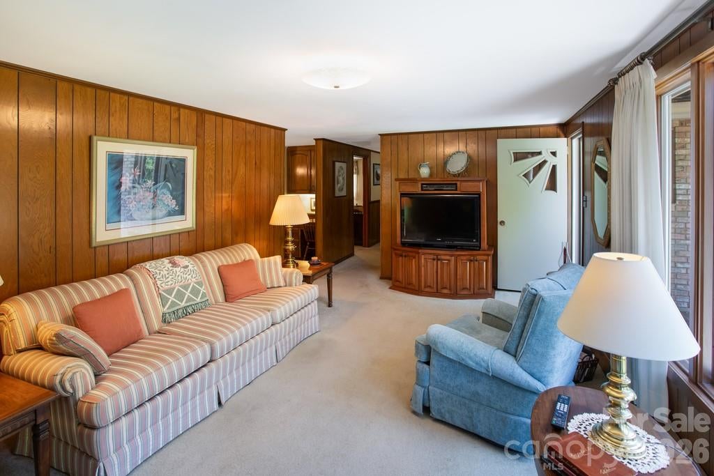 293 Dillardtown Road