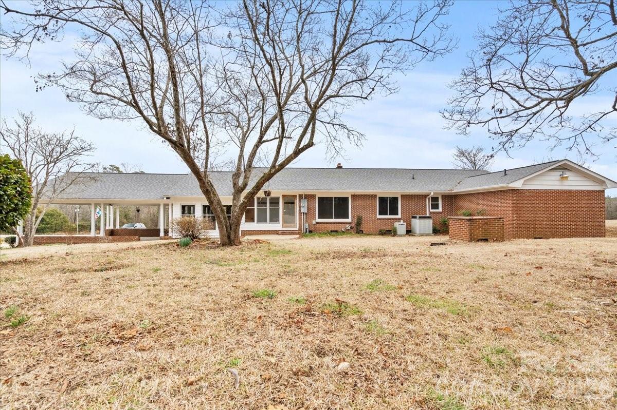 2541 Hwy 145 Highway