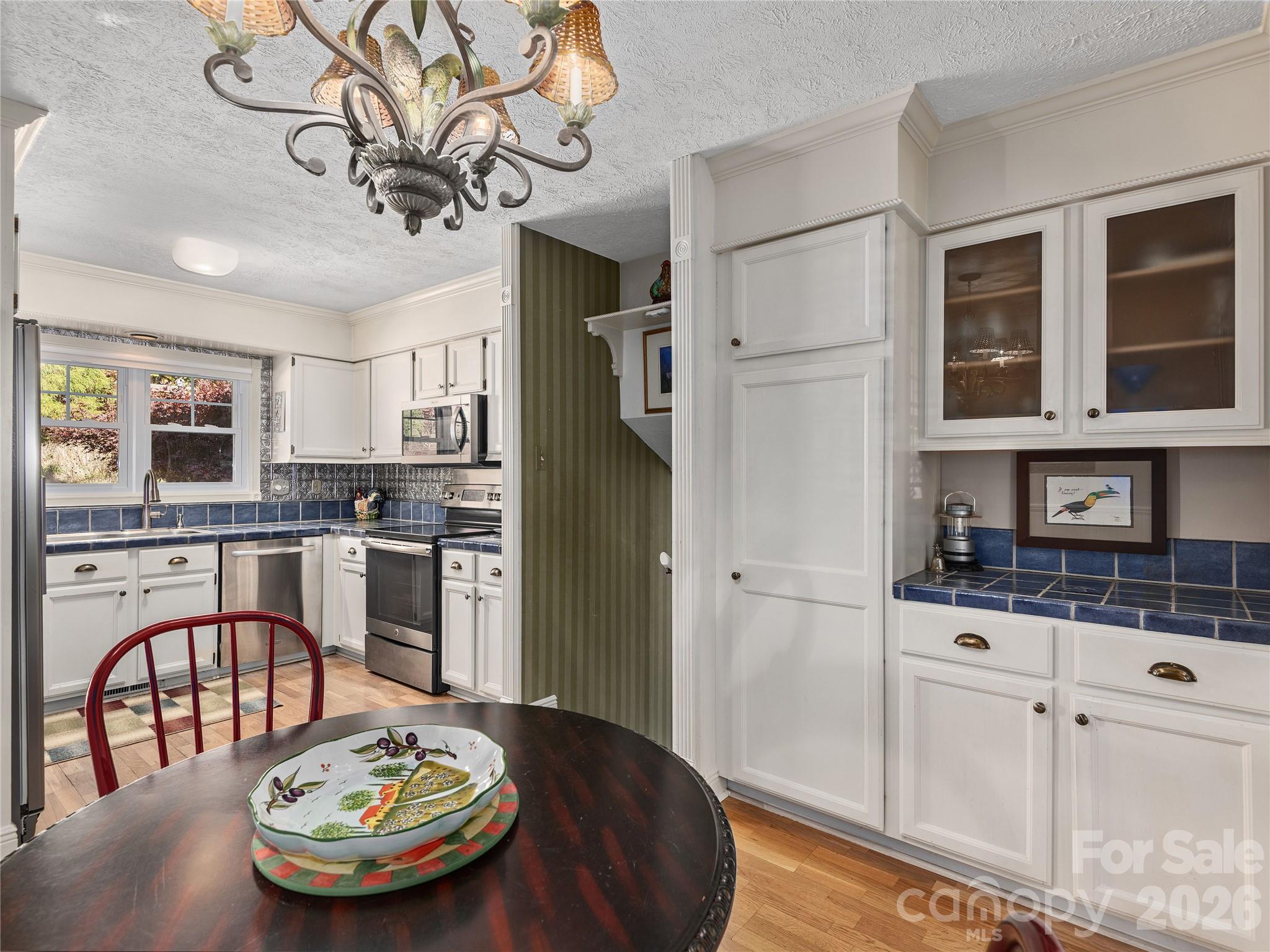 Twin Lakes - Residential