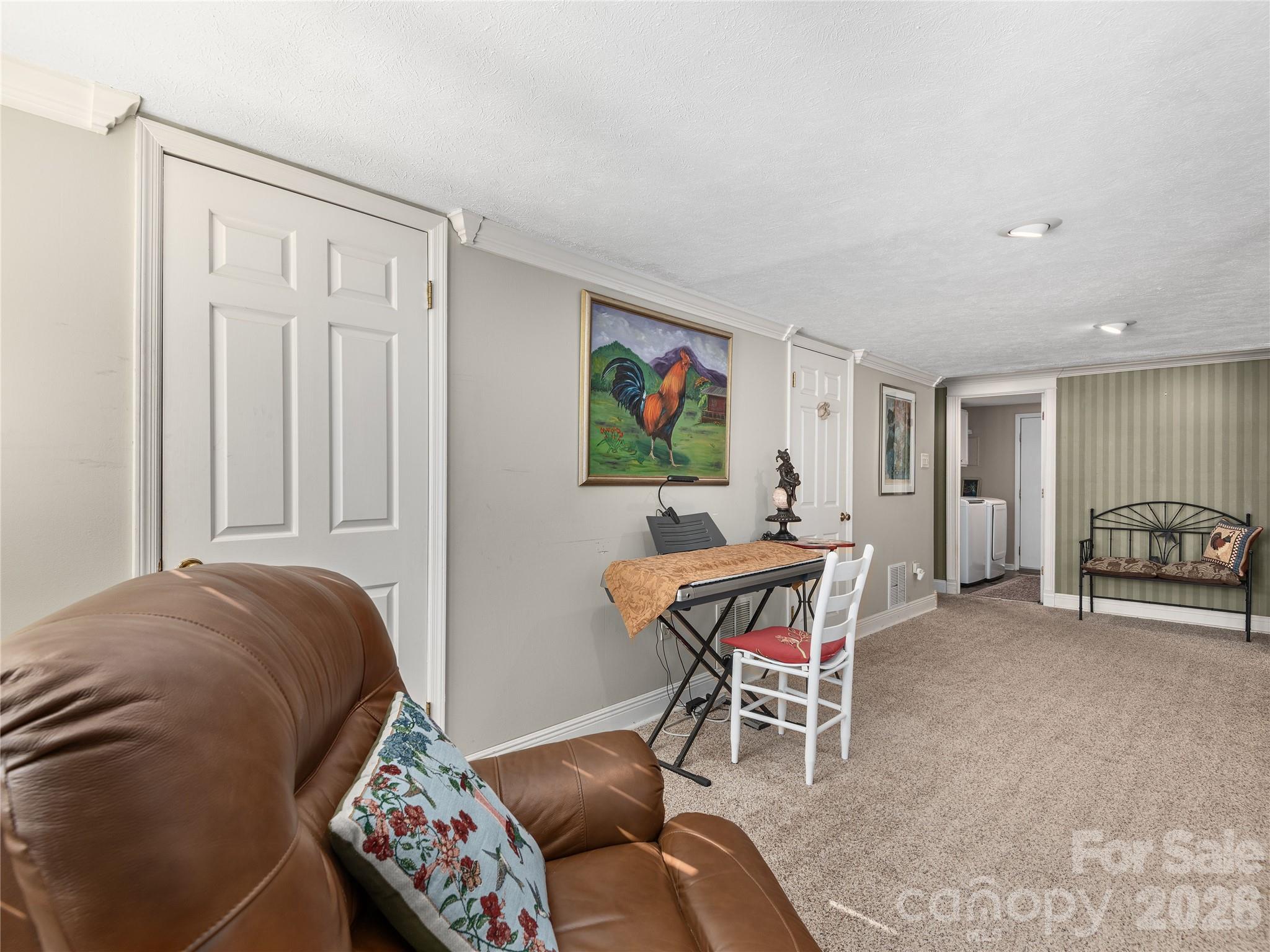 Twin Lakes - Residential