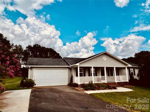 Photo of 253 Stable Brook Lane, Taylorsville, NC 28681 (MLS # 4411348)