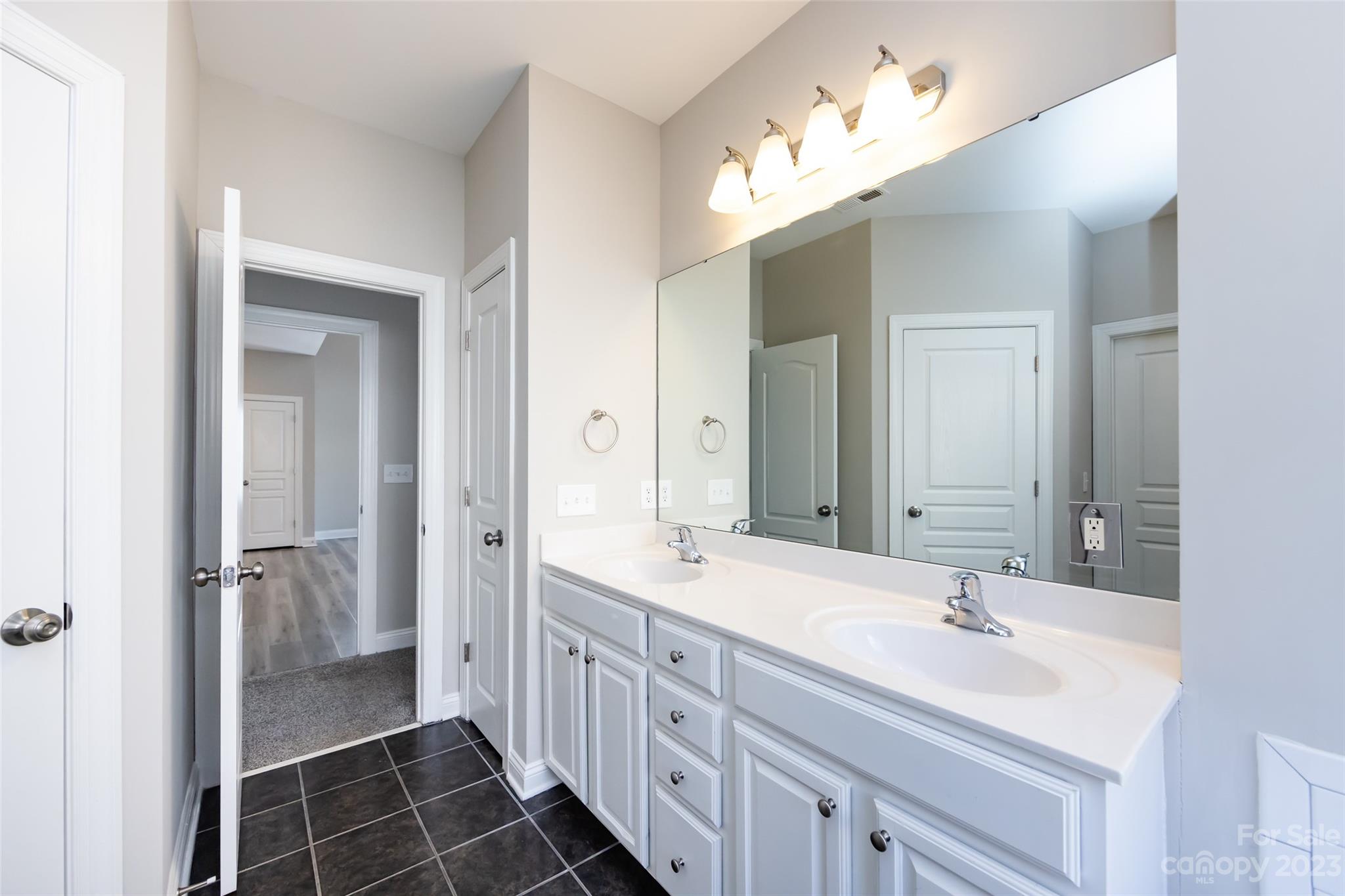 Oakhurst - Residential