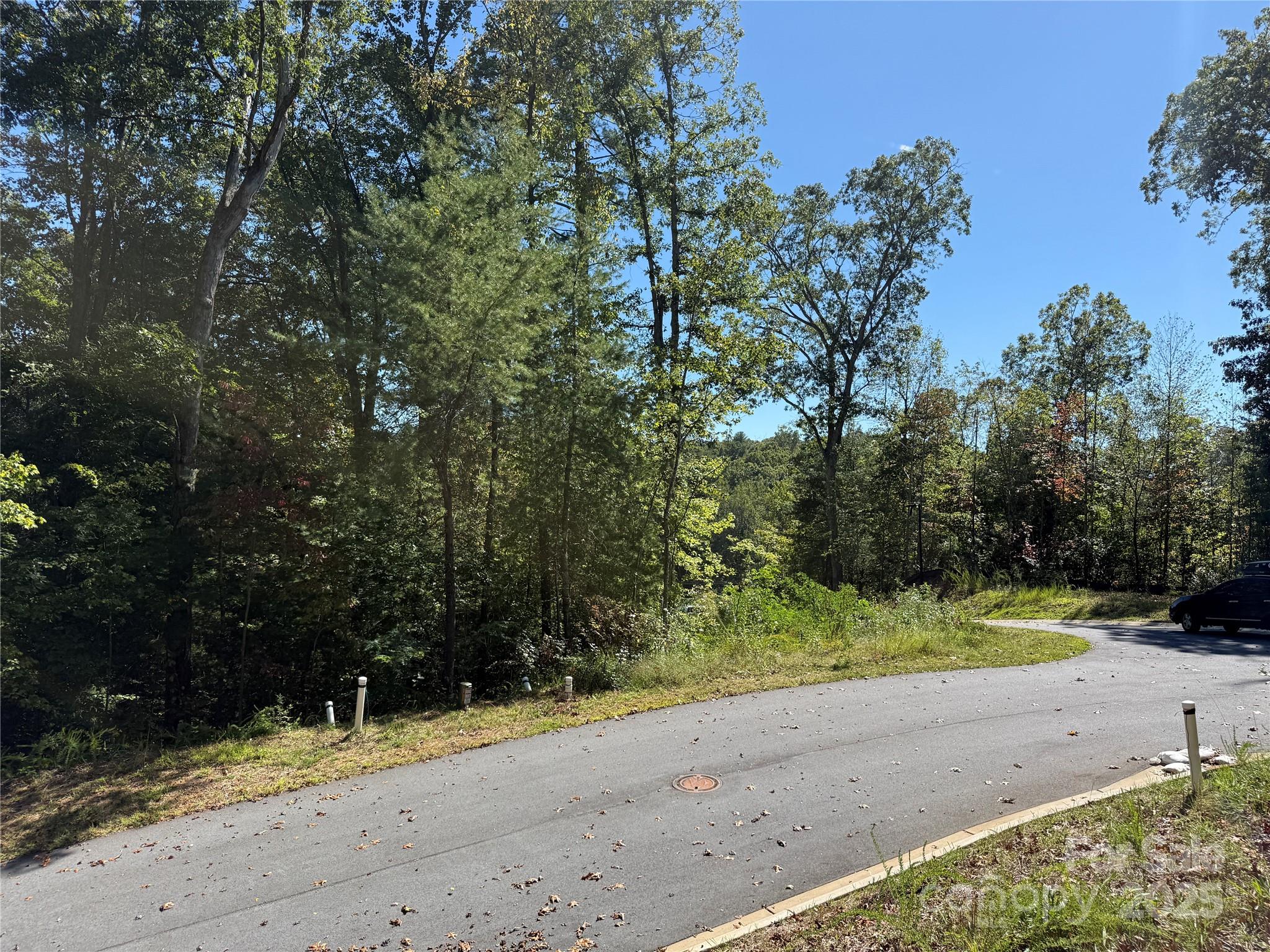 Asheville West - Land