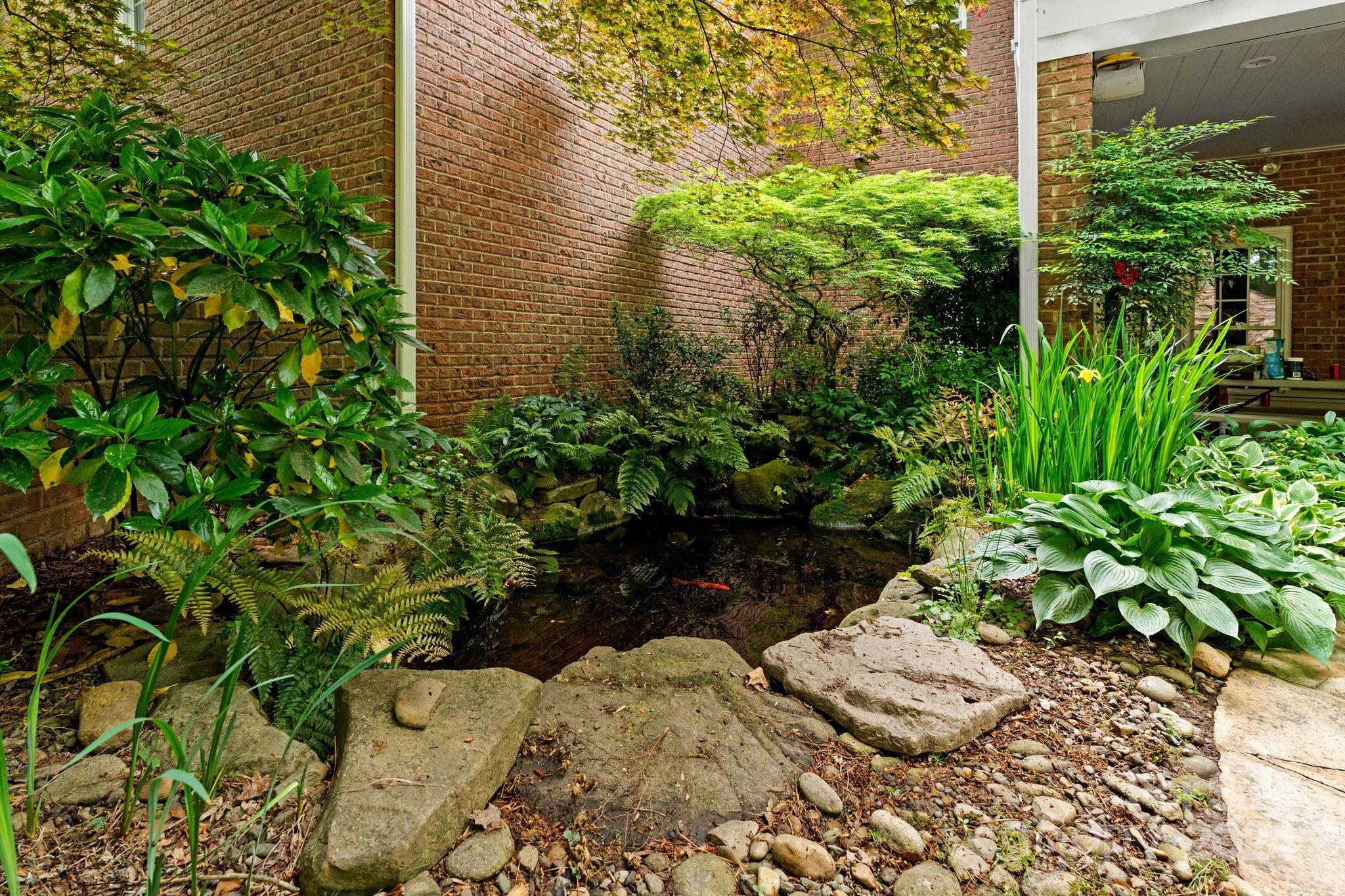 Cabin Woods - Residential