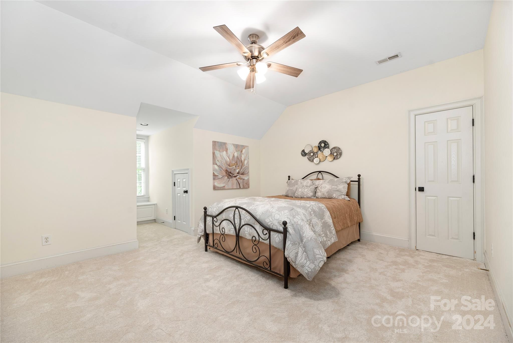 Cabin Woods - Residential