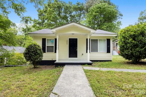 Photo of 1224 Beale Street, Albemarle, NC 28001 (MLS # 4374352)