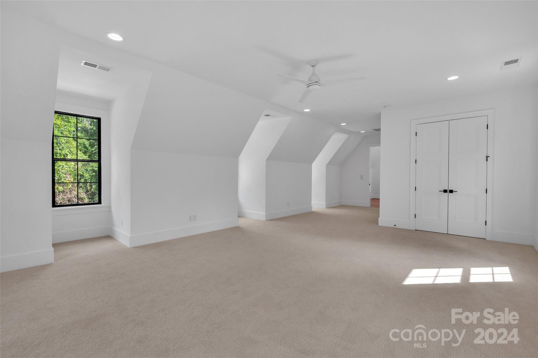 Barclay Downs - Residential