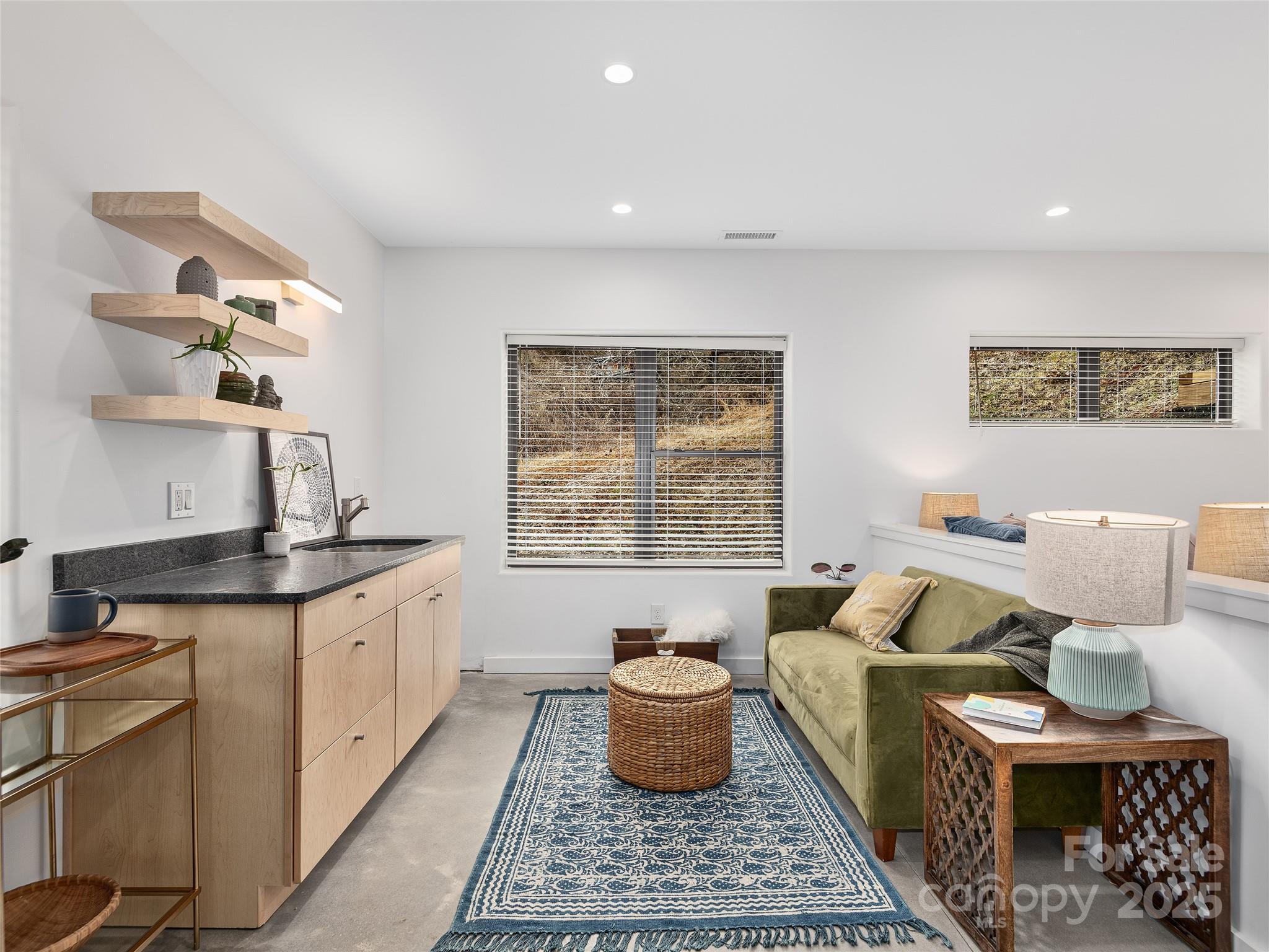 Chicken Hill - Residential