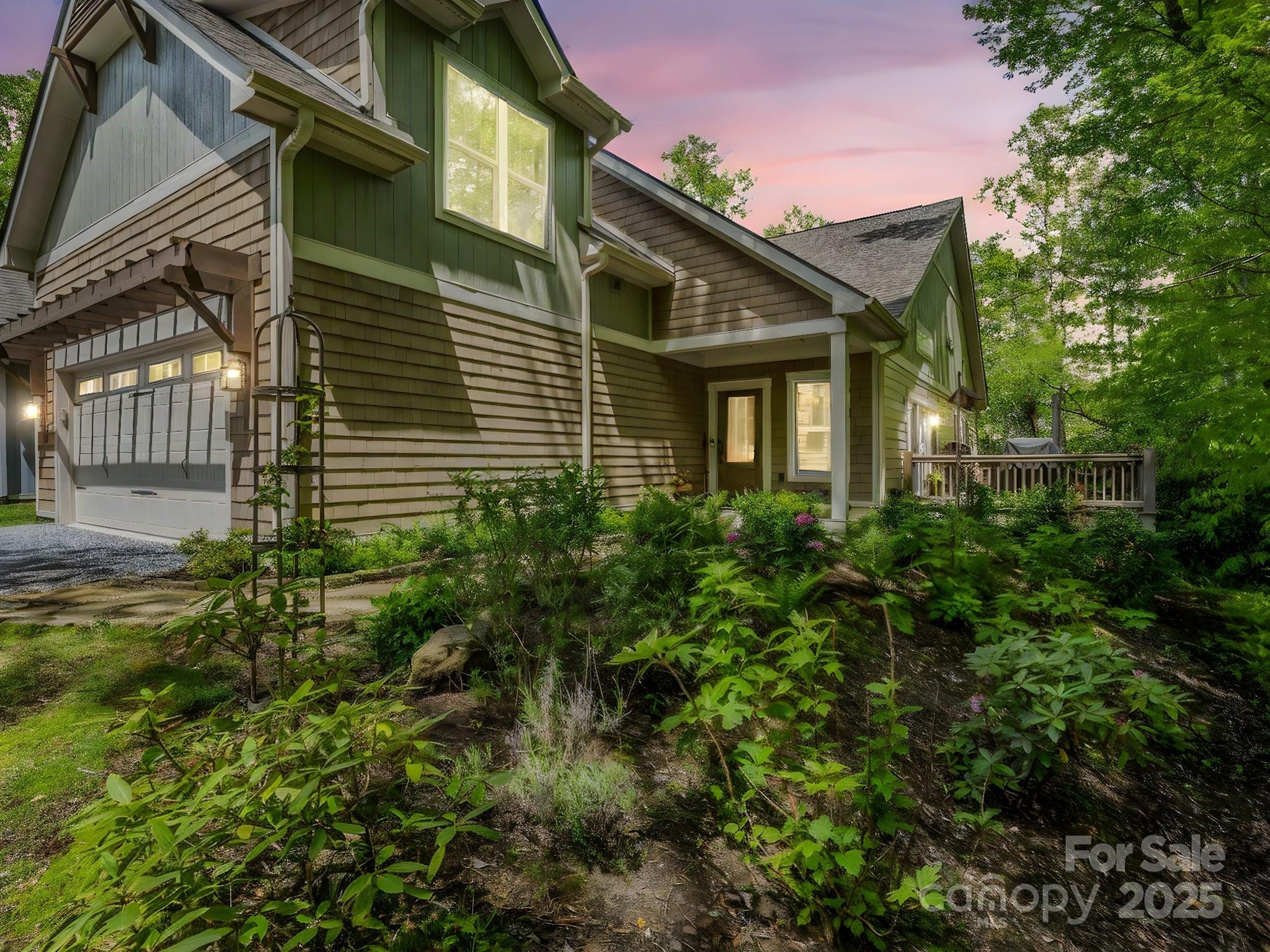 29 Stonehollow Lane