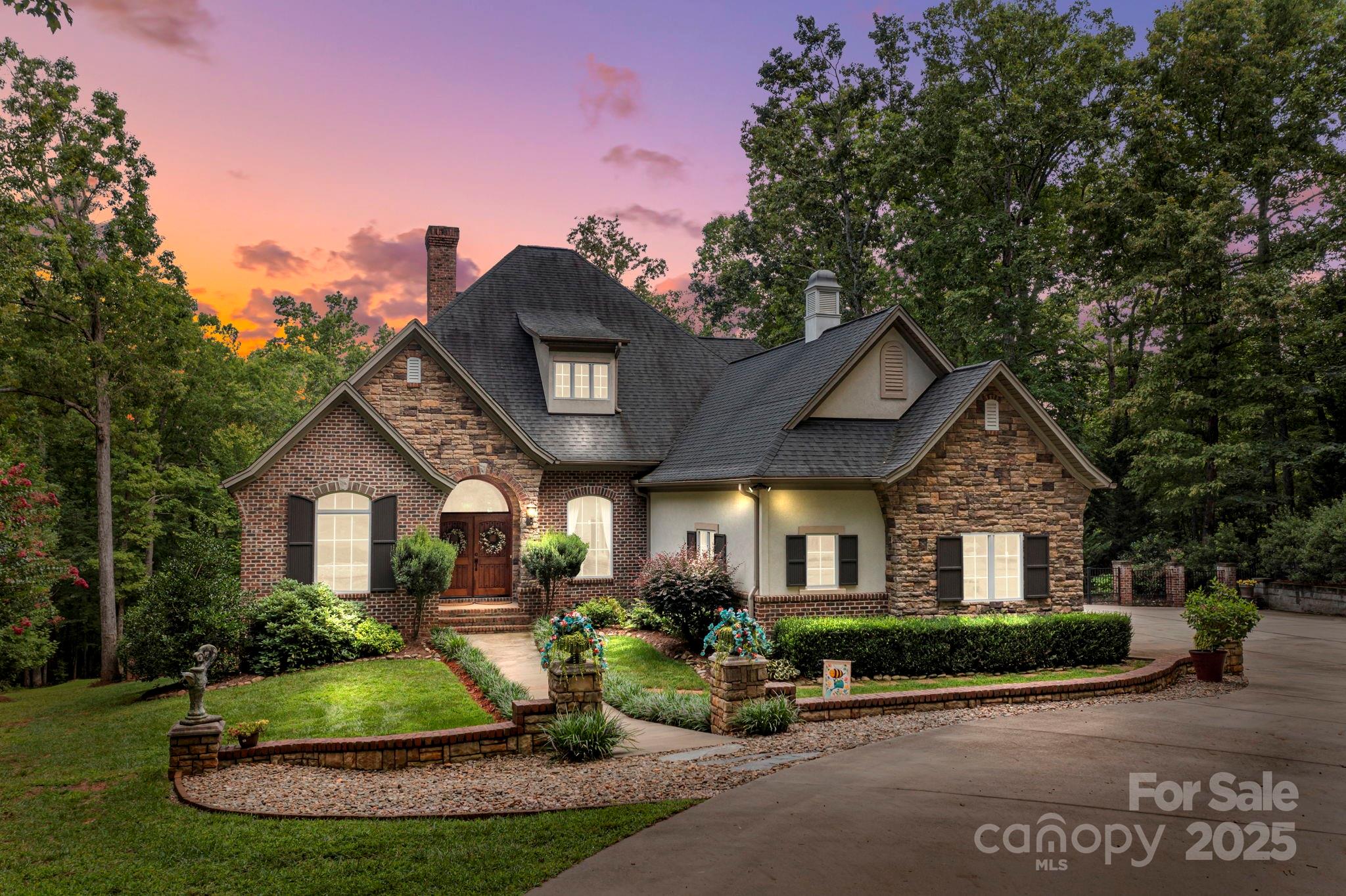 4364 Hager Mountain Lane