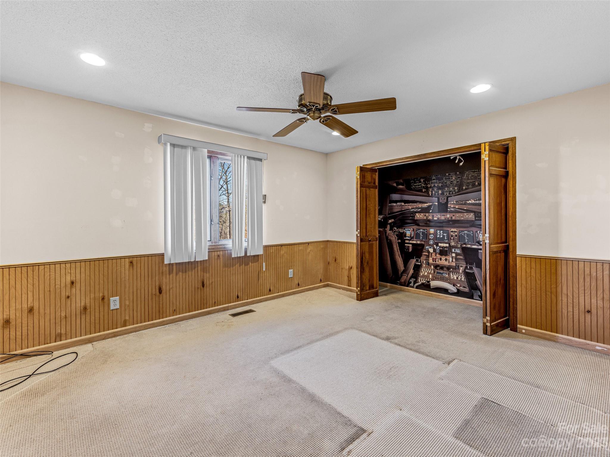 Foxwood Hills - Residential