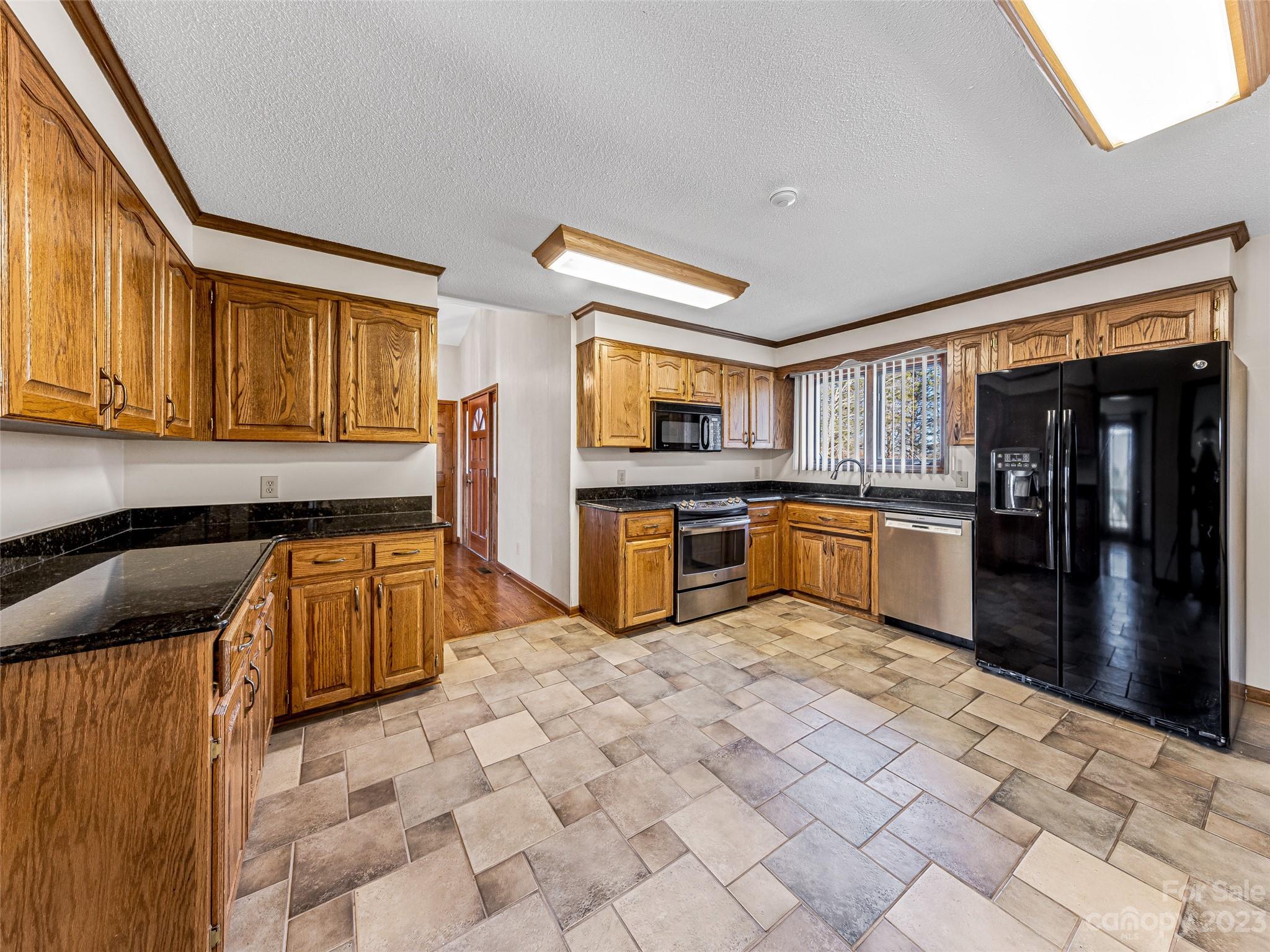 Foxwood Hills - Residential