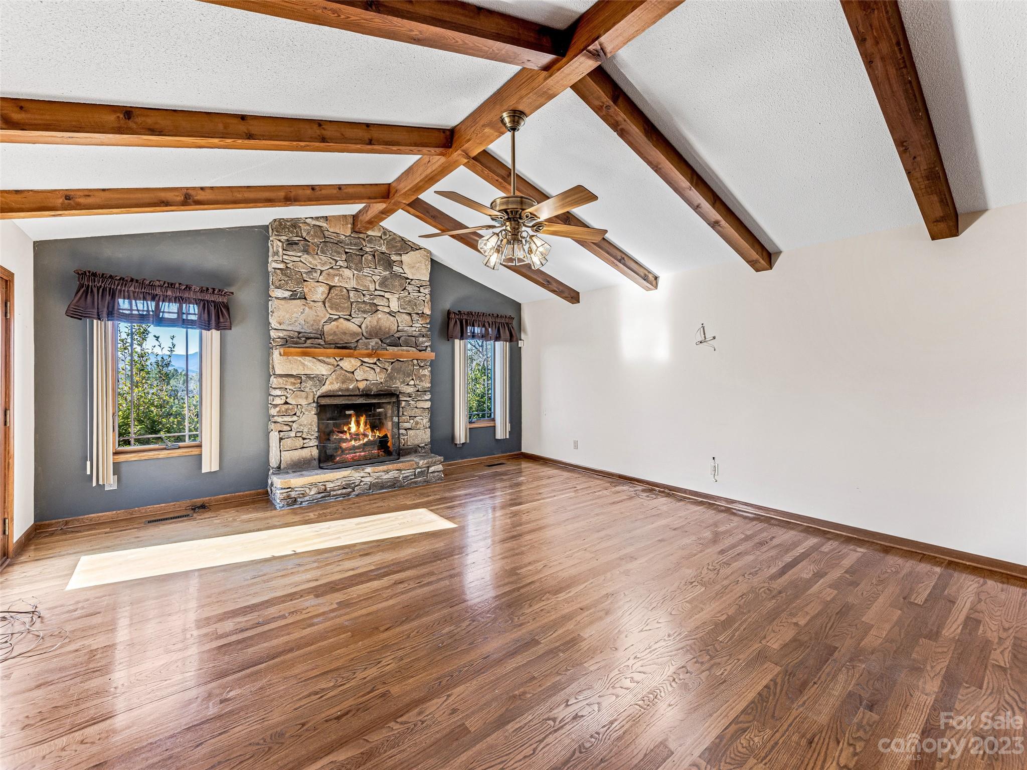 Foxwood Hills - Residential