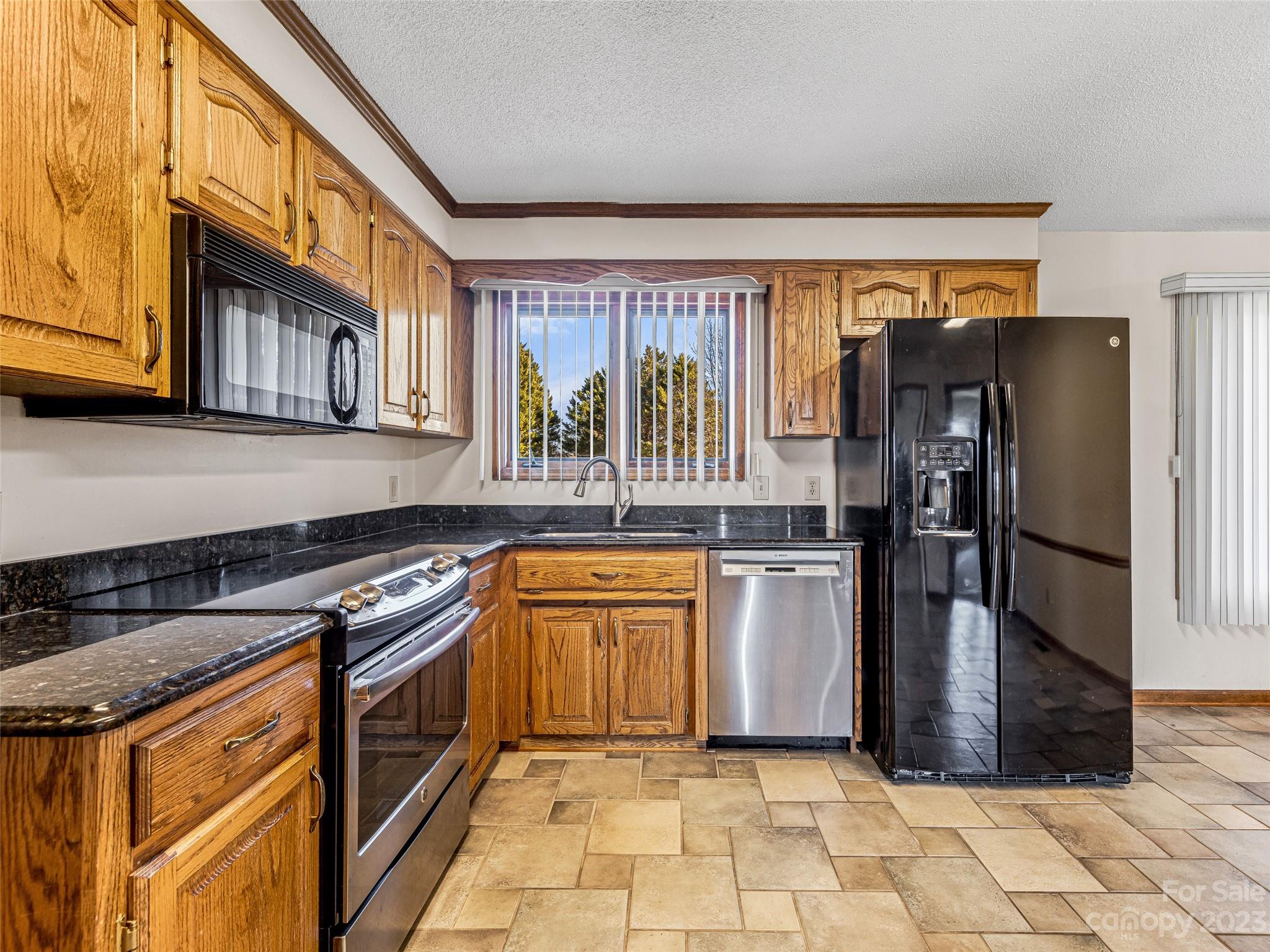 Foxwood Hills - Residential