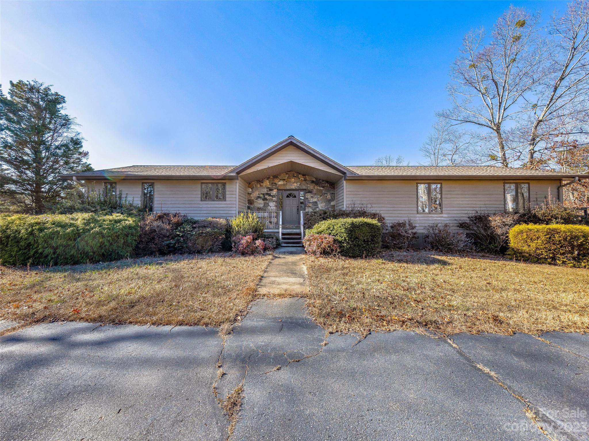 Foxwood Hills - Residential