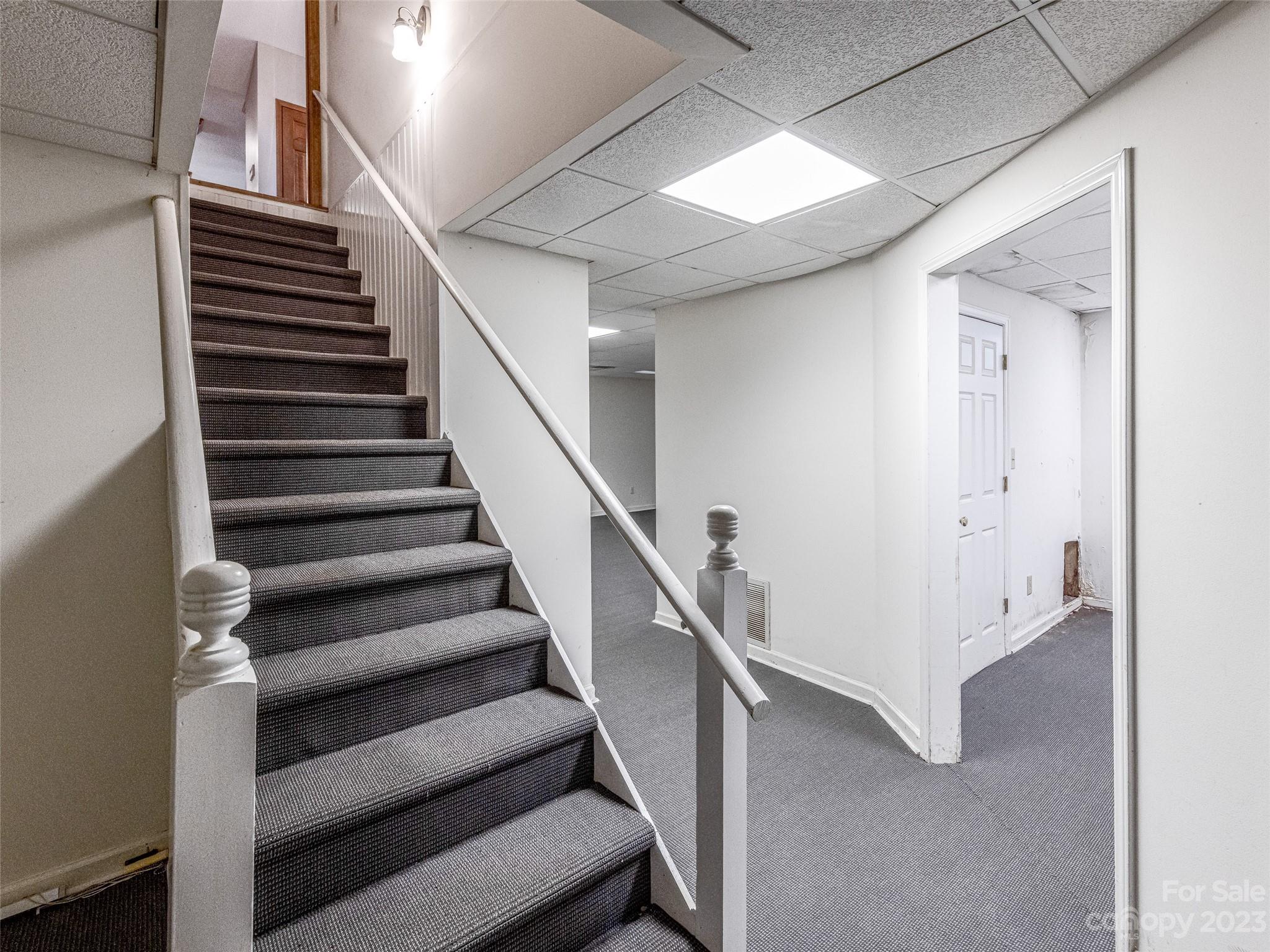 Foxwood Hills - Residential