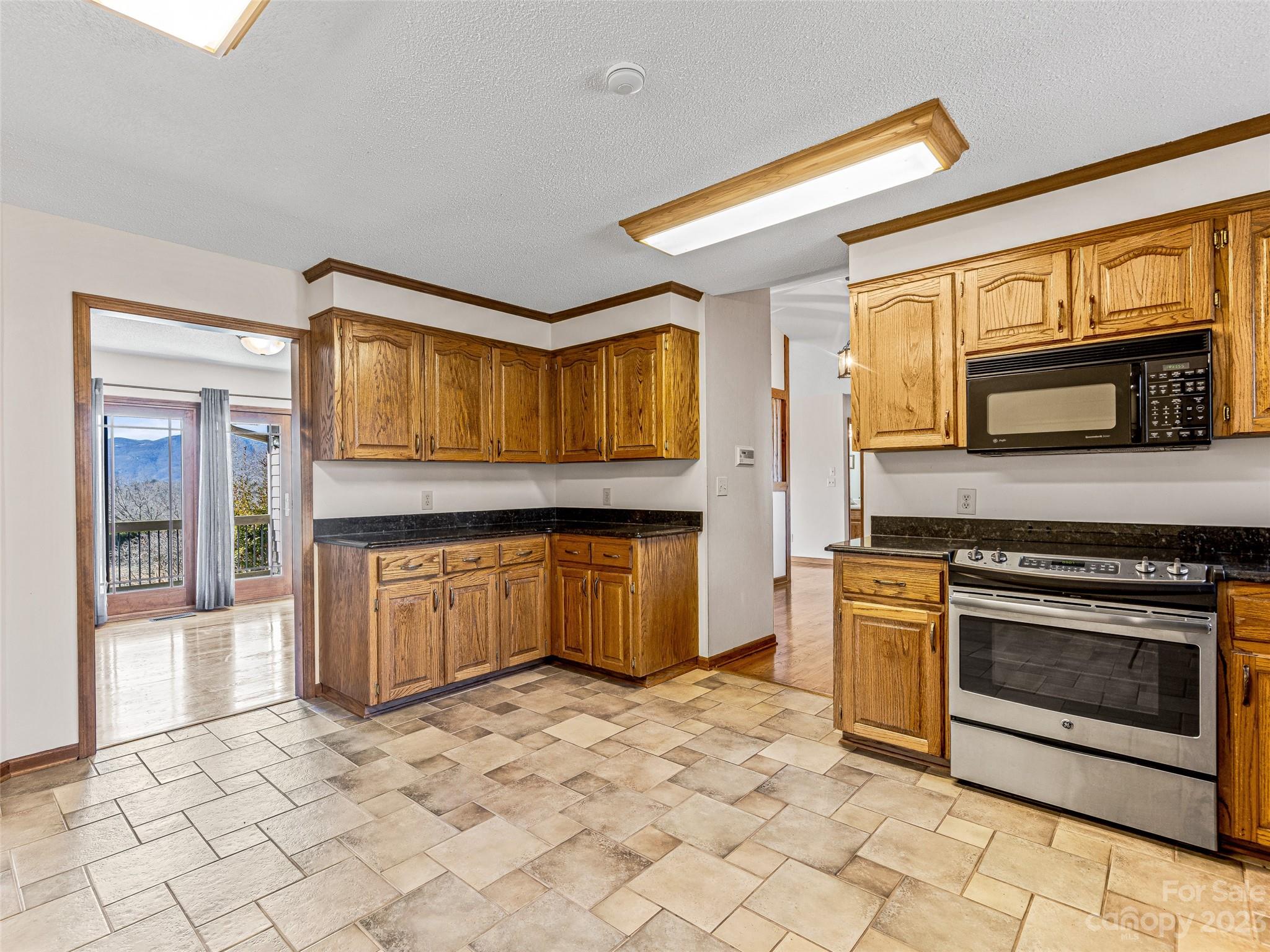 Foxwood Hills - Residential