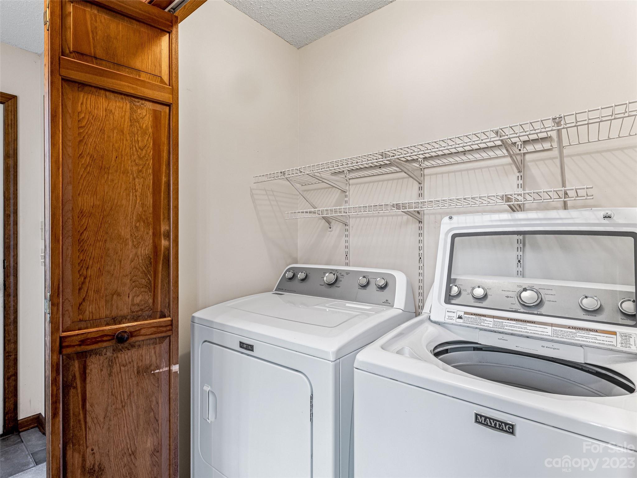 Foxwood Hills - Residential