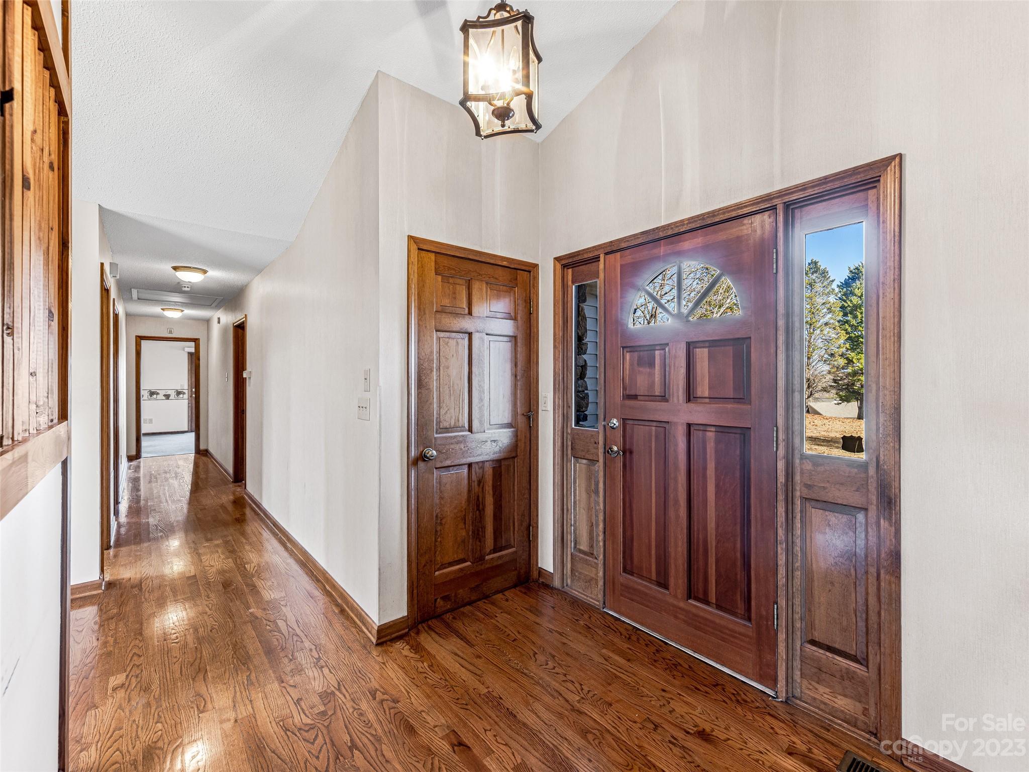 Foxwood Hills - Residential