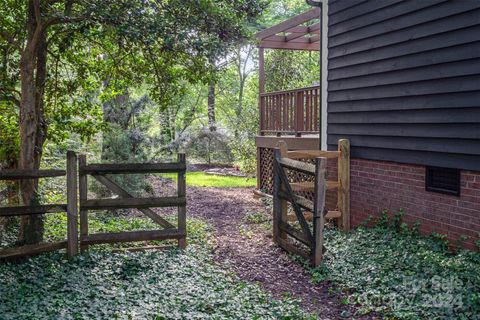 A home in Huntersville