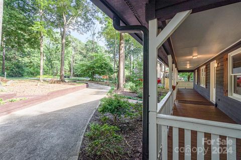 A home in Huntersville