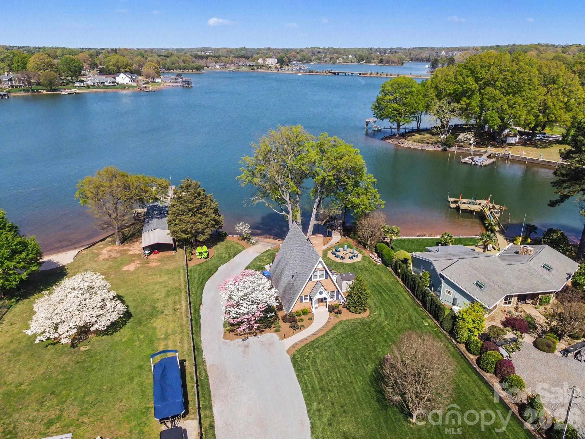 Lake Norman Bonanza - Residential