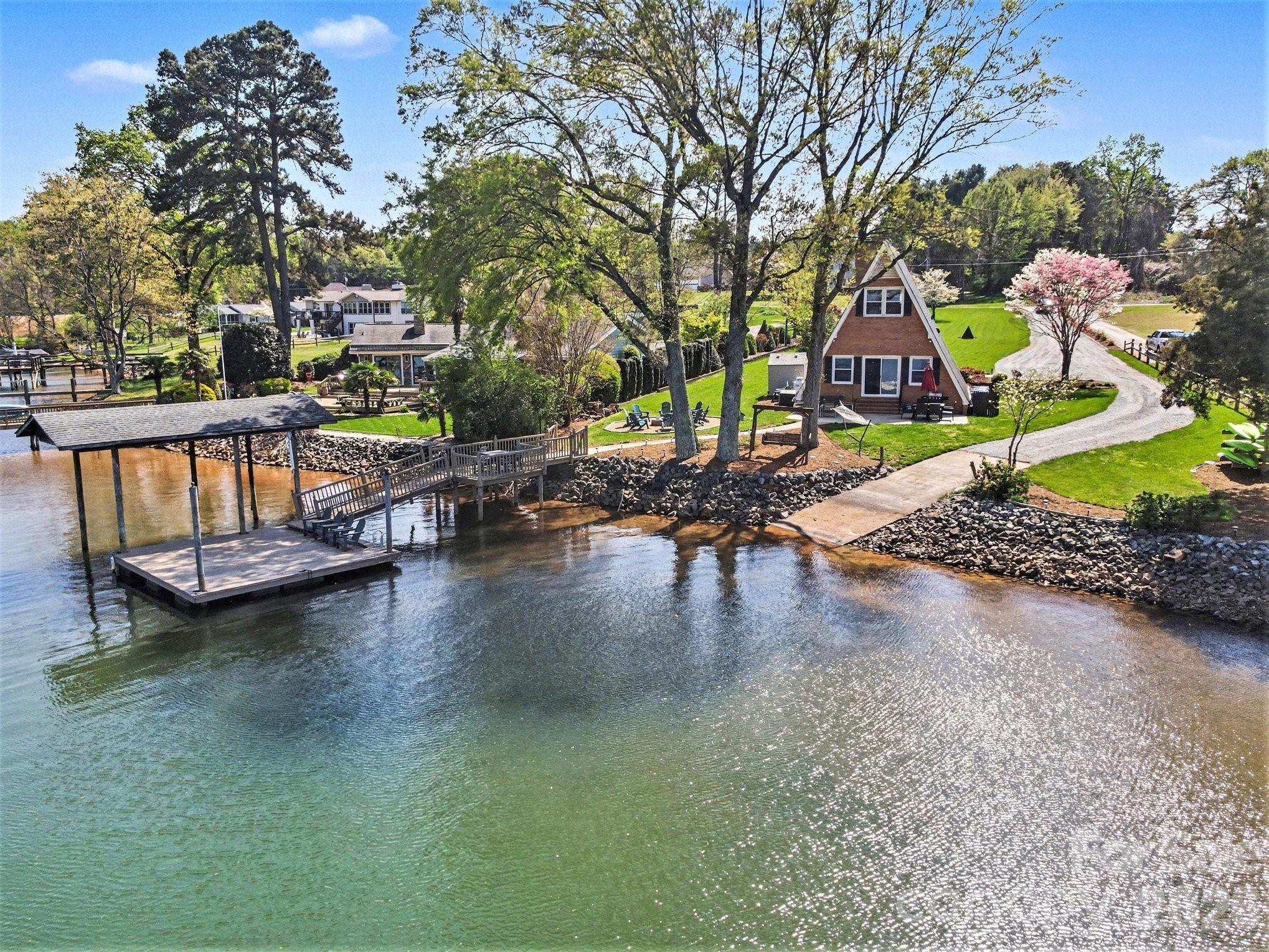 Lake Norman Bonanza - Residential