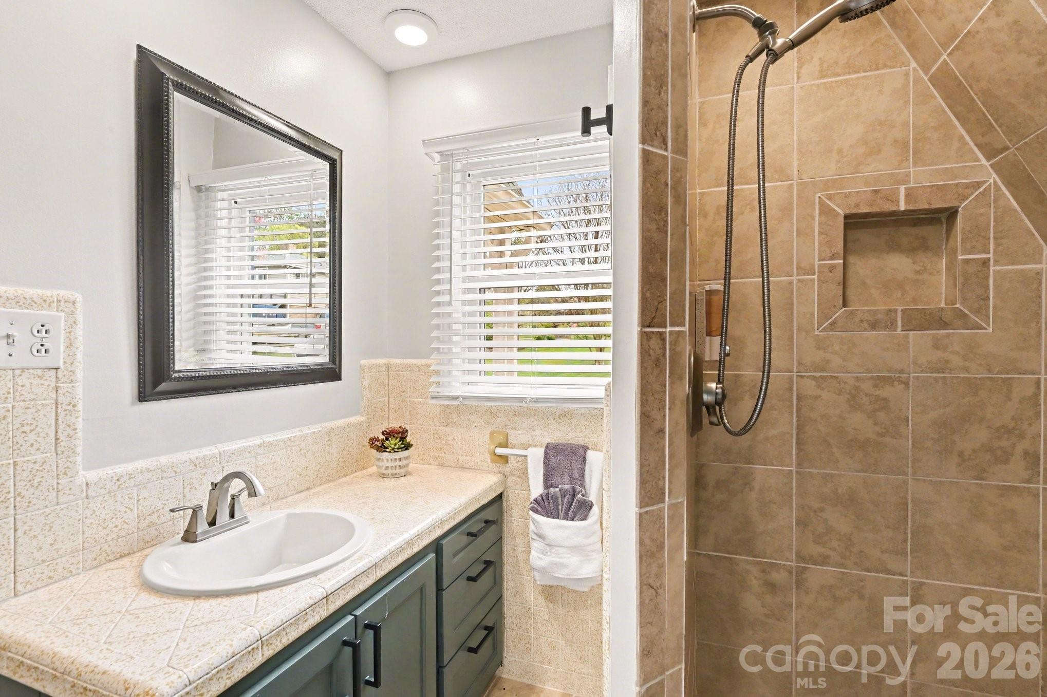 Lake Norman Bonanza - Residential