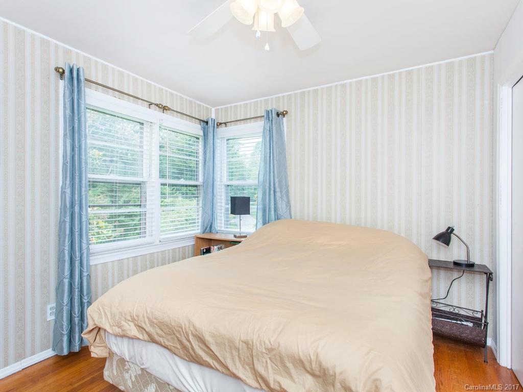 Royal Pines - Residential