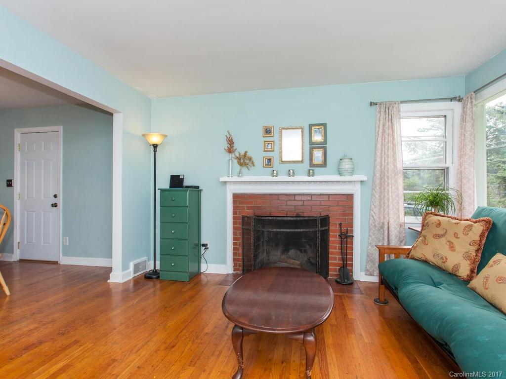 Royal Pines - Residential