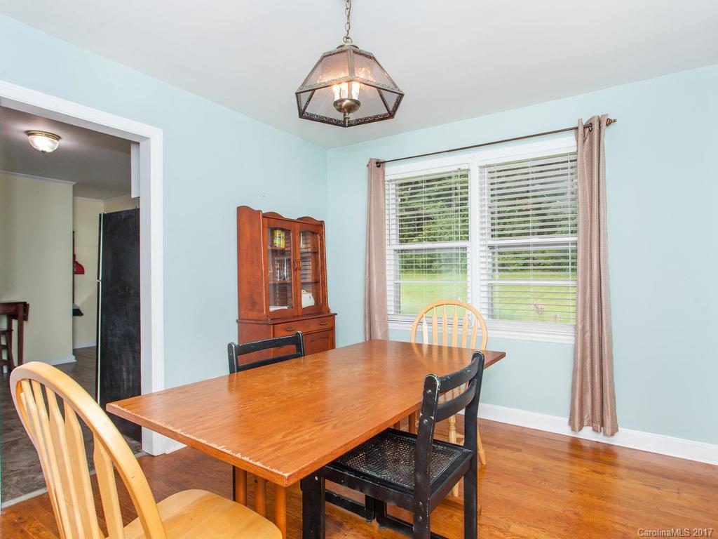 Royal Pines - Residential