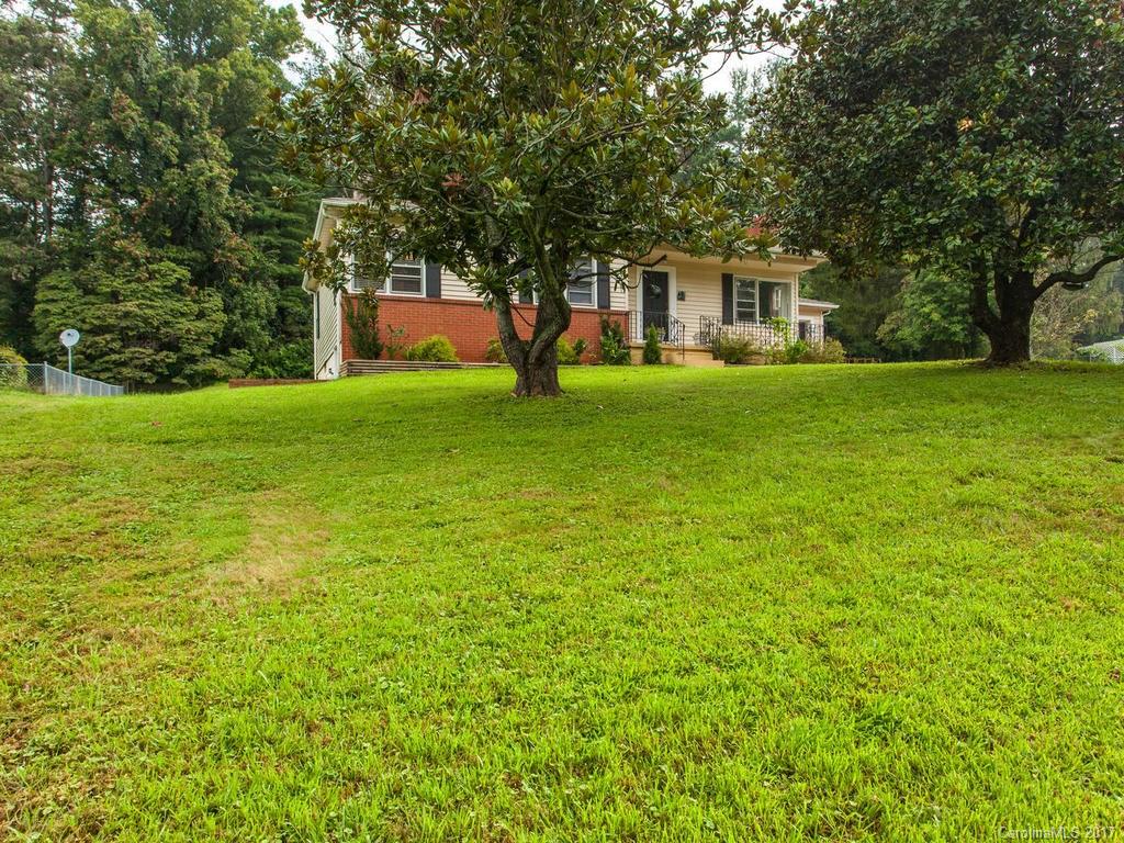 Royal Pines - Residential