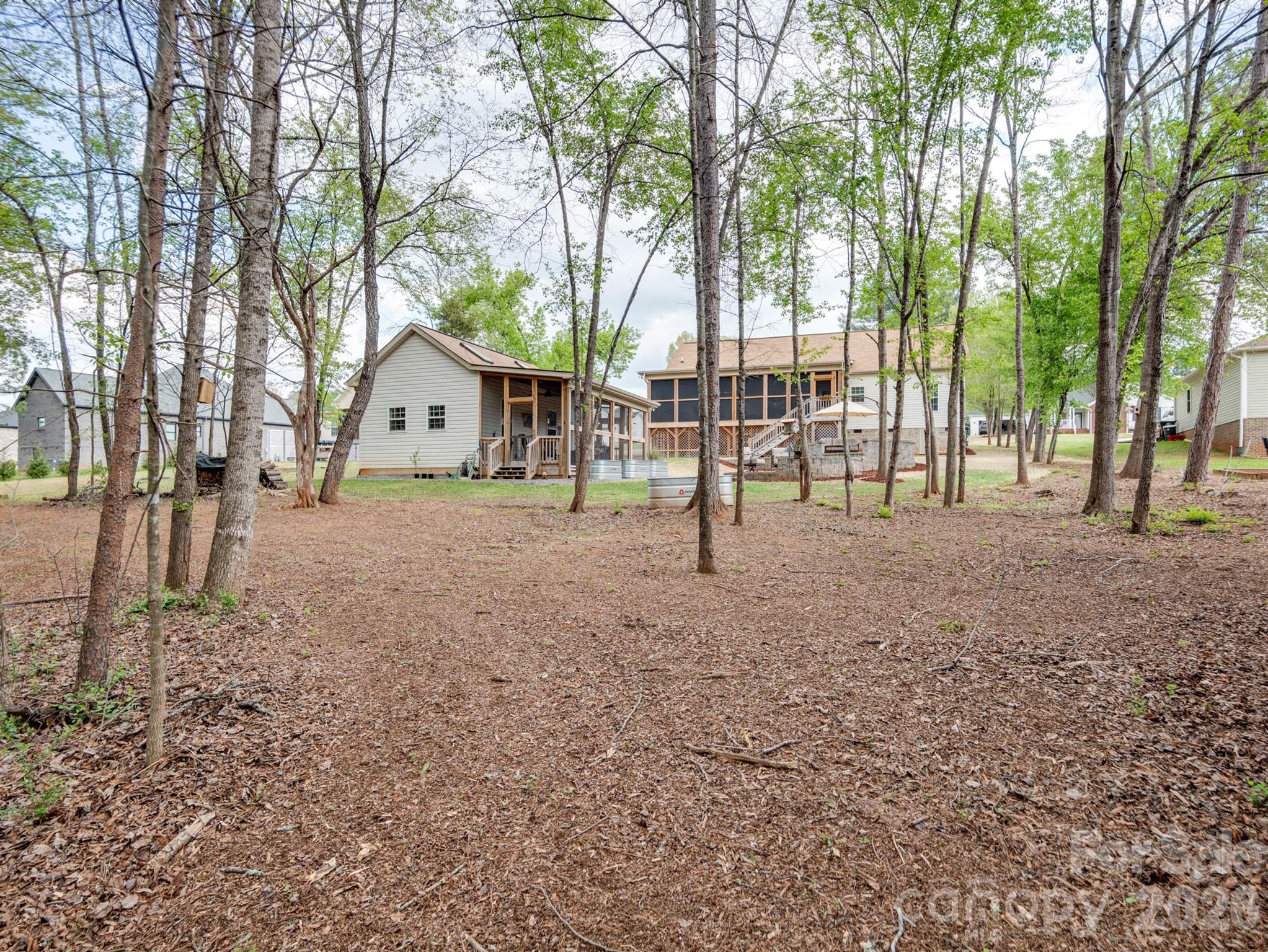 South Lakes - Residential