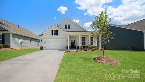 A home in Hendersonville