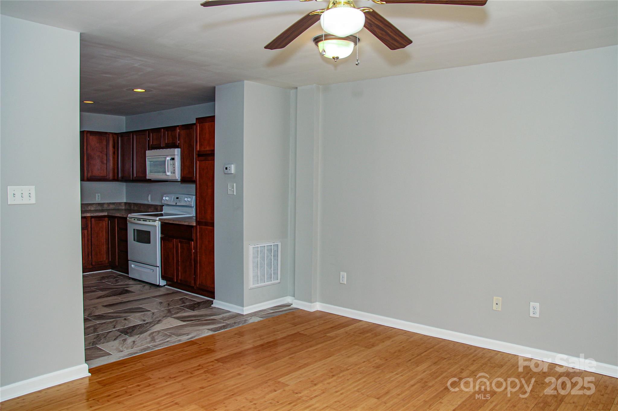46 Spicewood Road