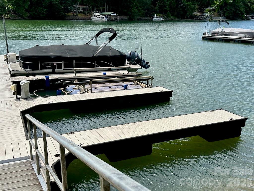 3529 Mountain Cove Drive