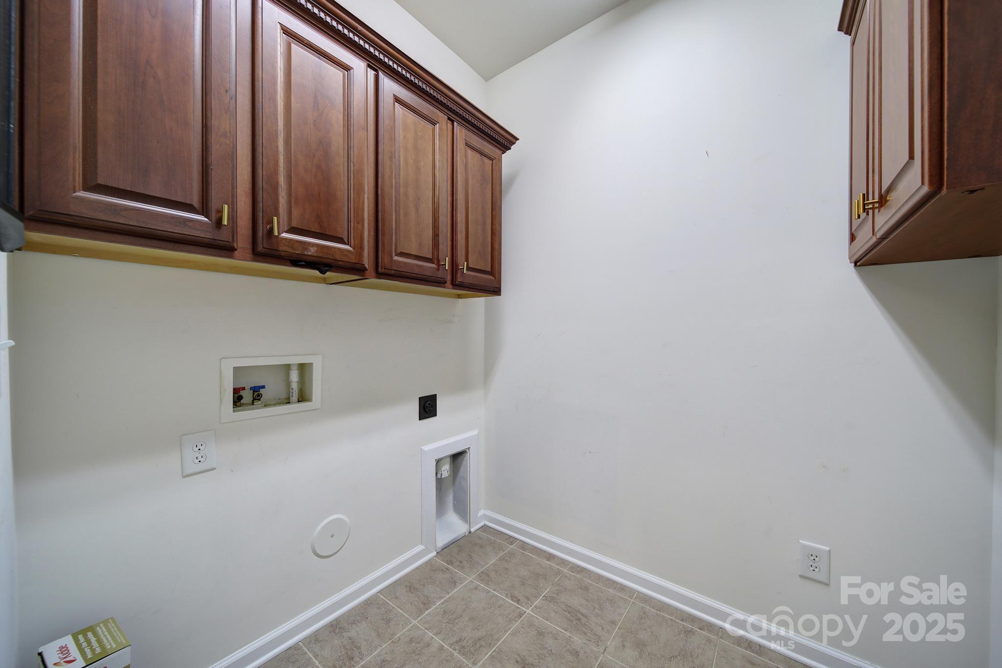 Lake Shore On Lake Wylie - Residential