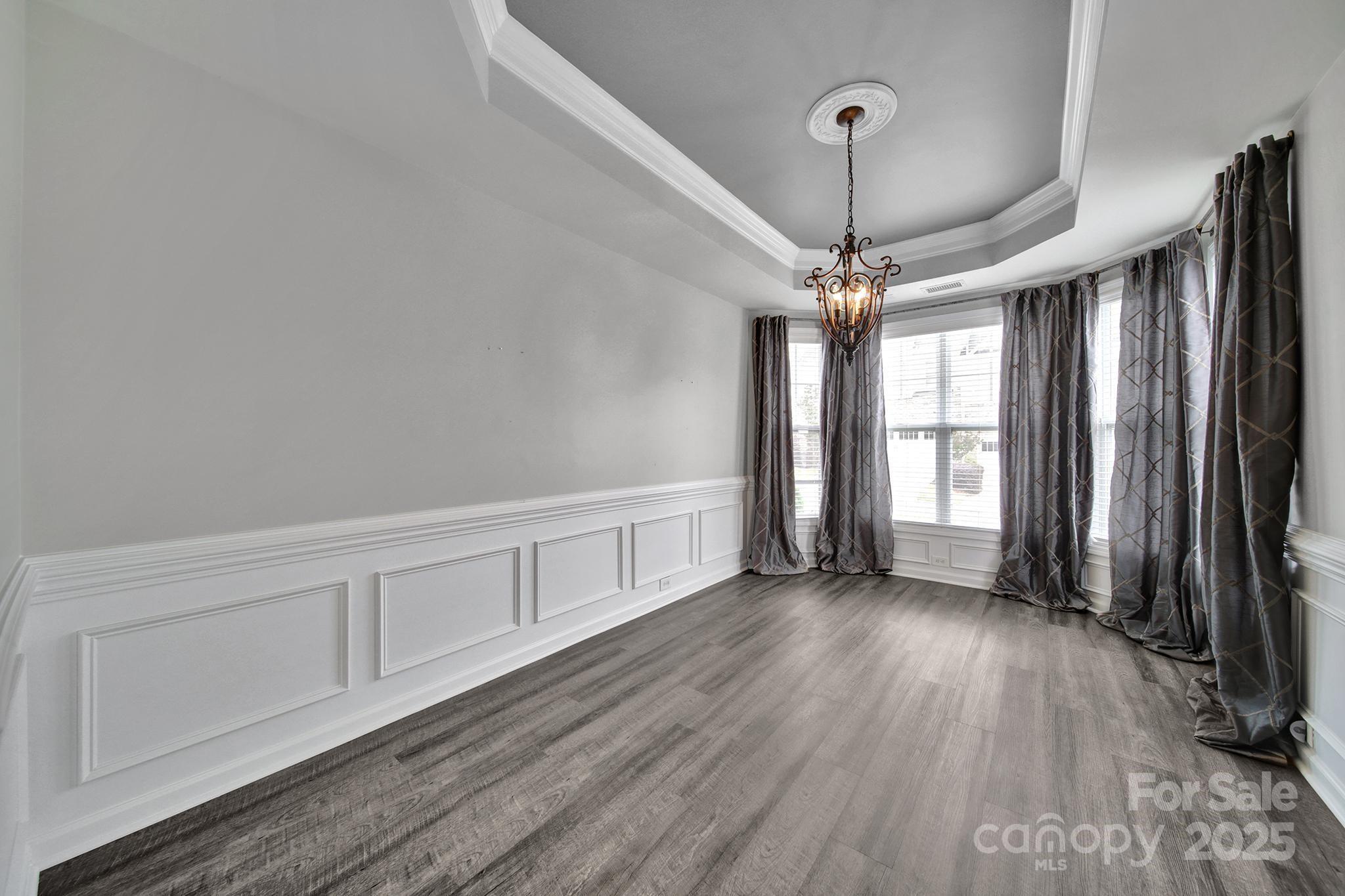 Lake Shore On Lake Wylie - Residential