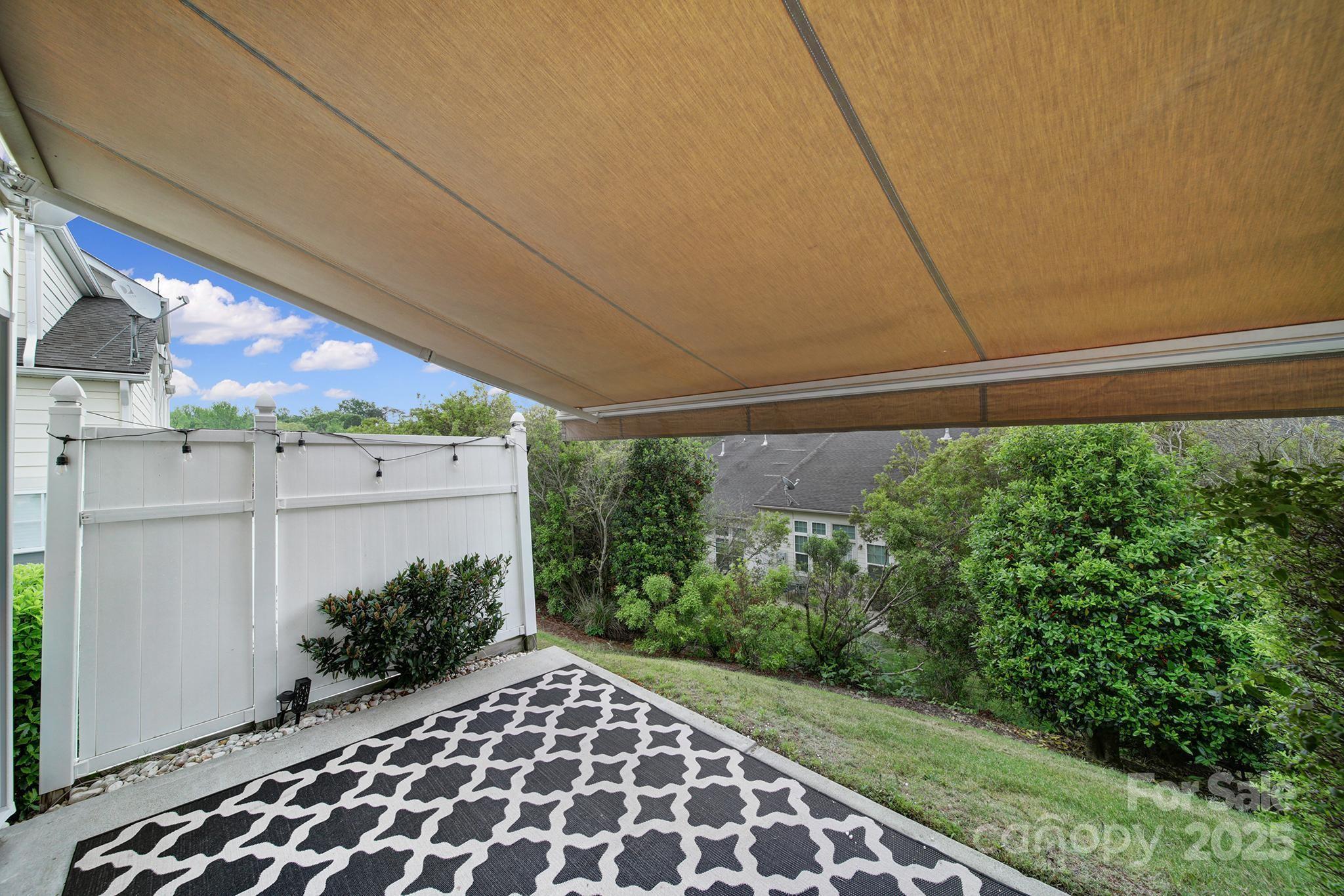 Lake Shore On Lake Wylie - Residential