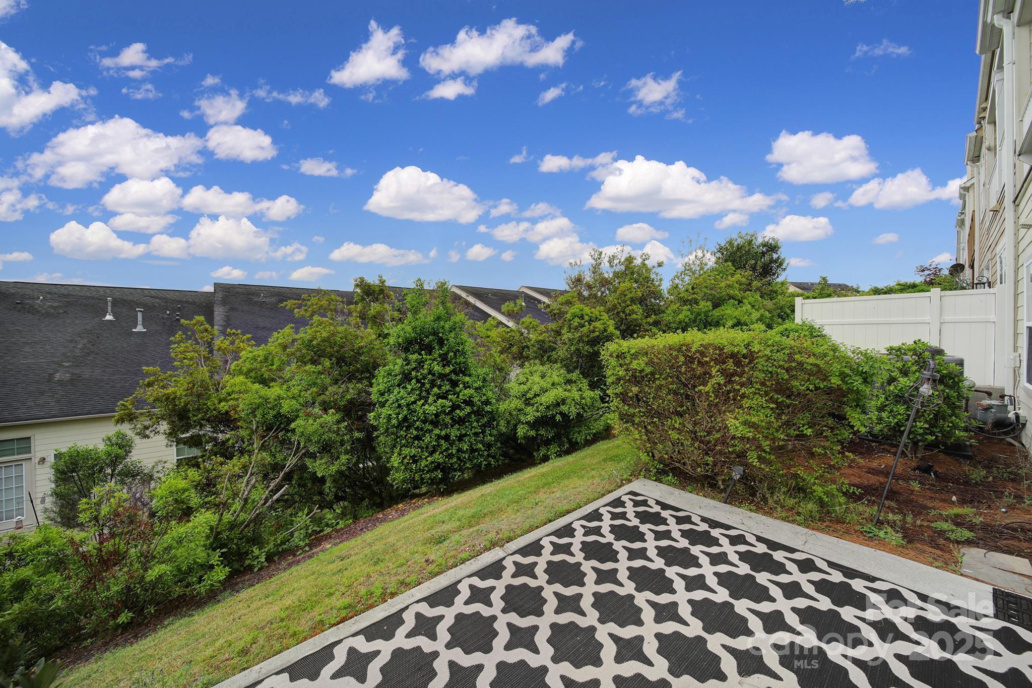 Lake Shore On Lake Wylie - Residential