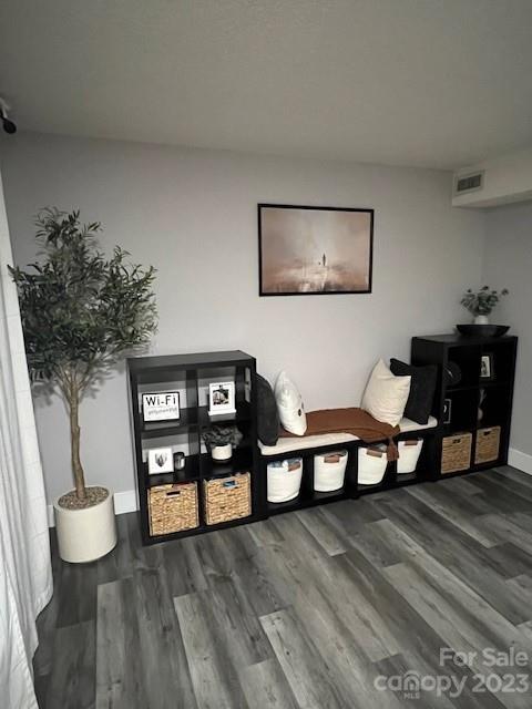 Colony Square - Residential