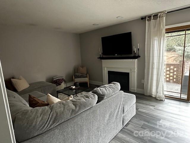 Colony Square - Residential