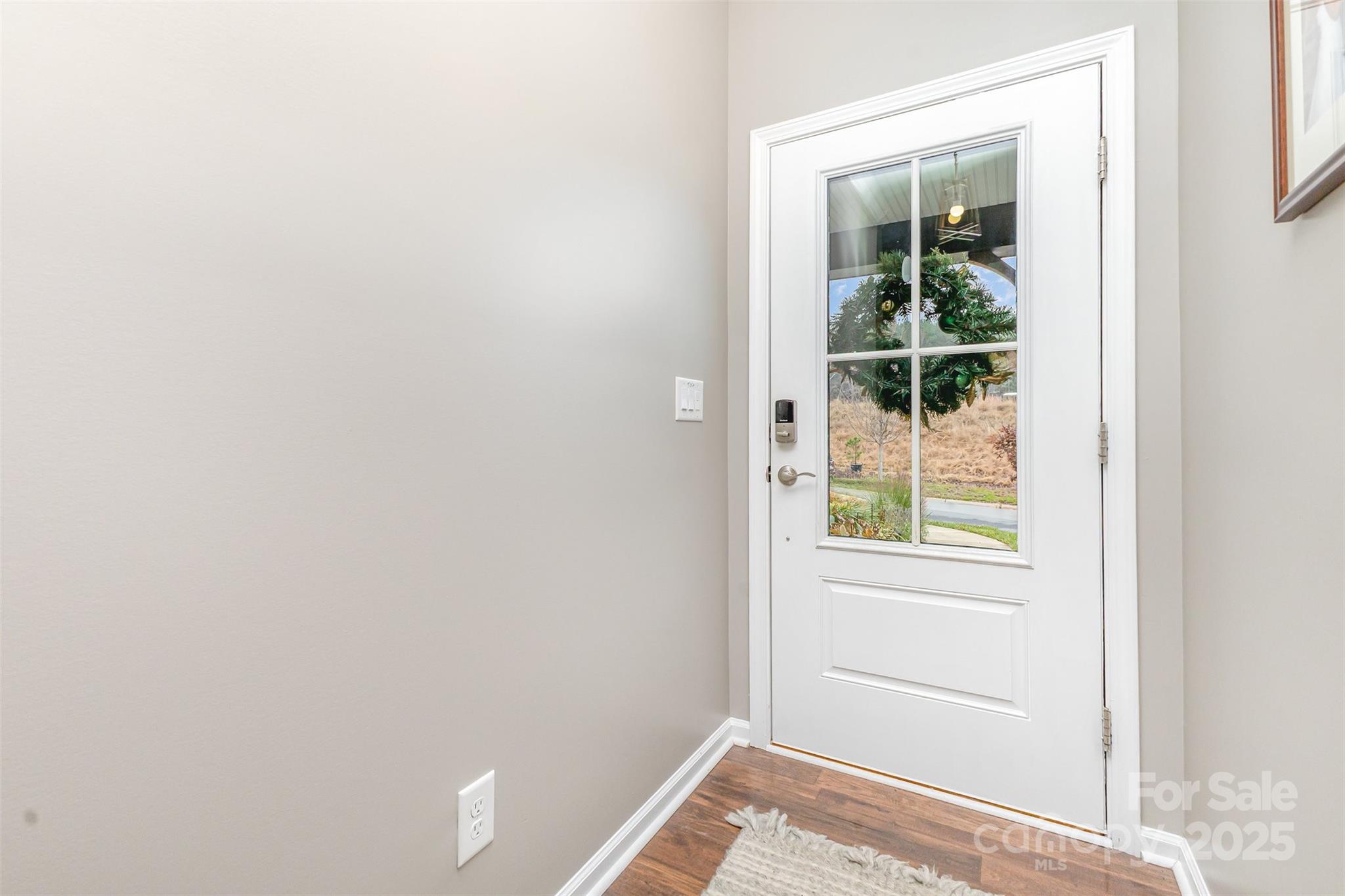 5129 Looking Glass Trail