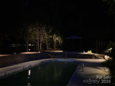 listing image 38