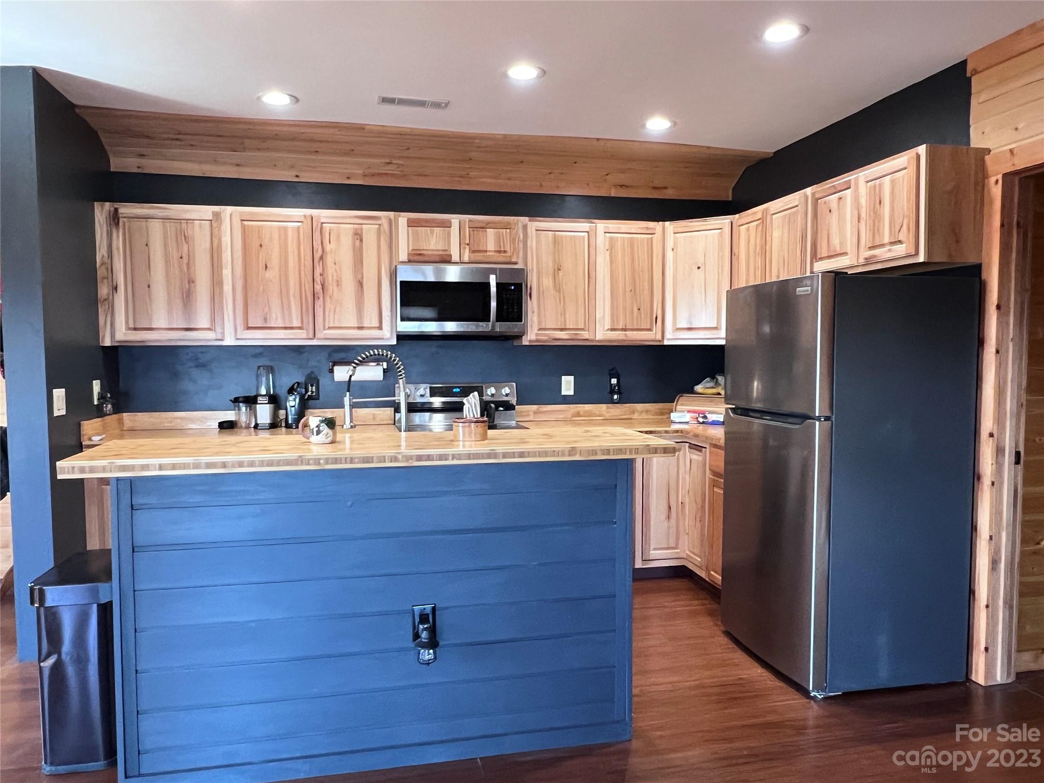 Golden Valley Estates - Residential