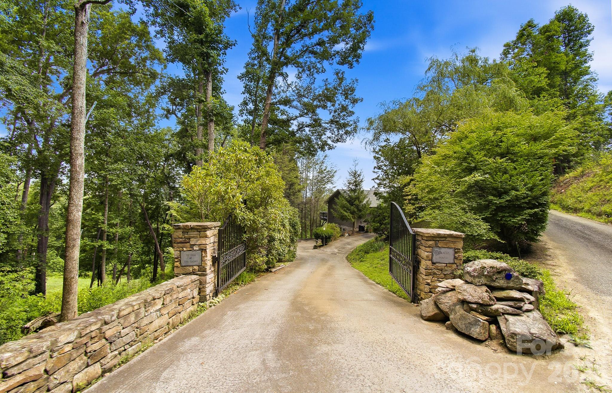 112 Windy Gap Road