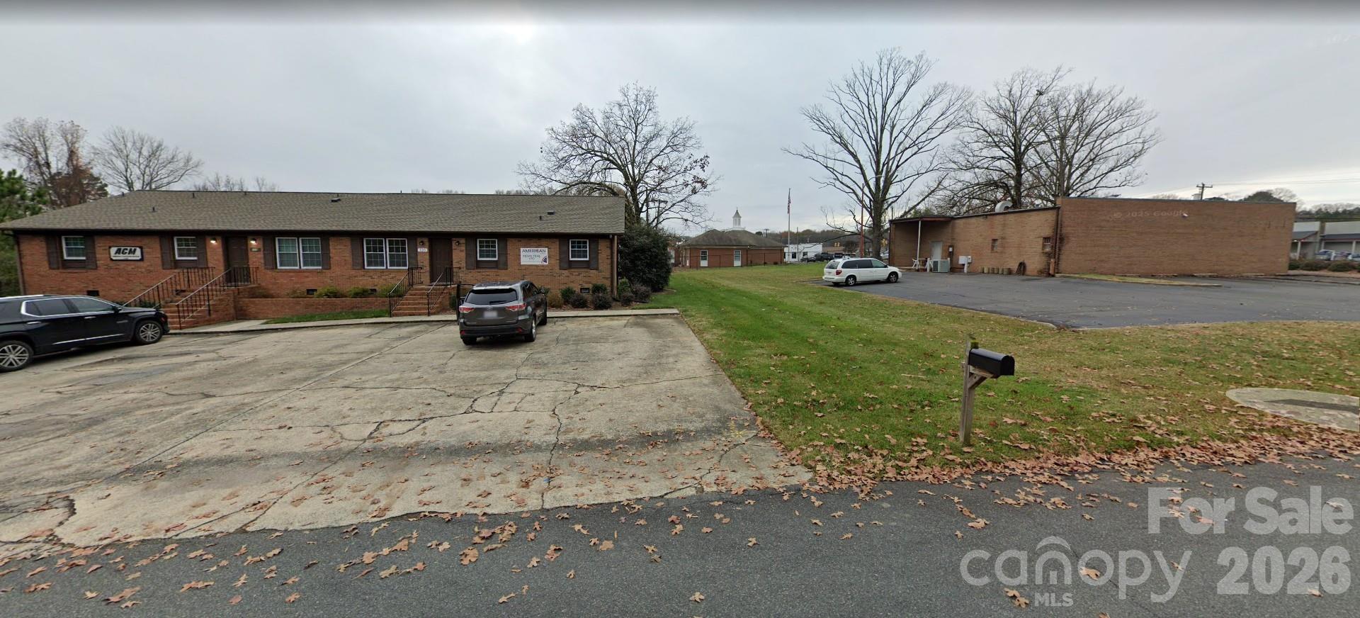 110-120 Liberty Lane 3, 5