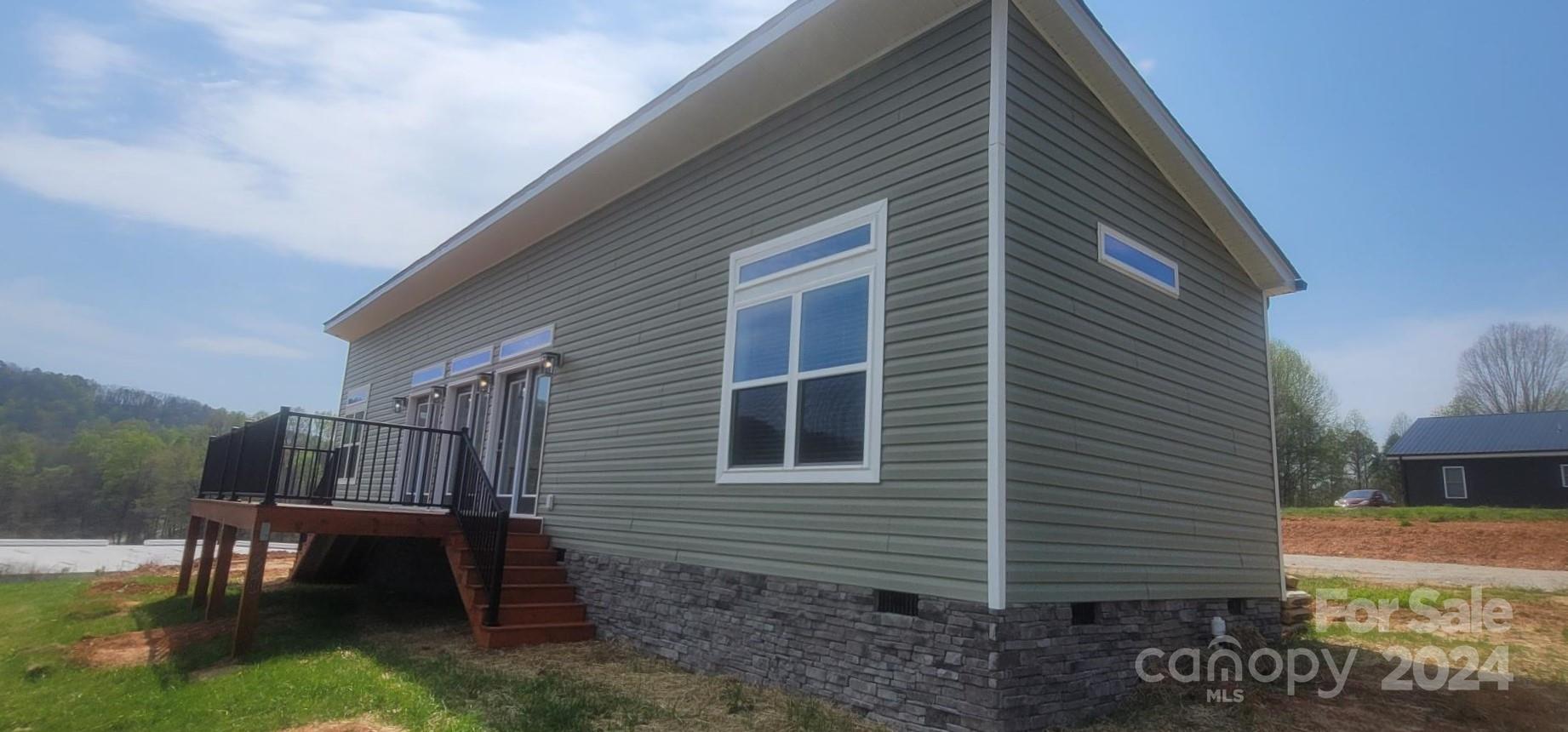 840 Martinat Drive 1