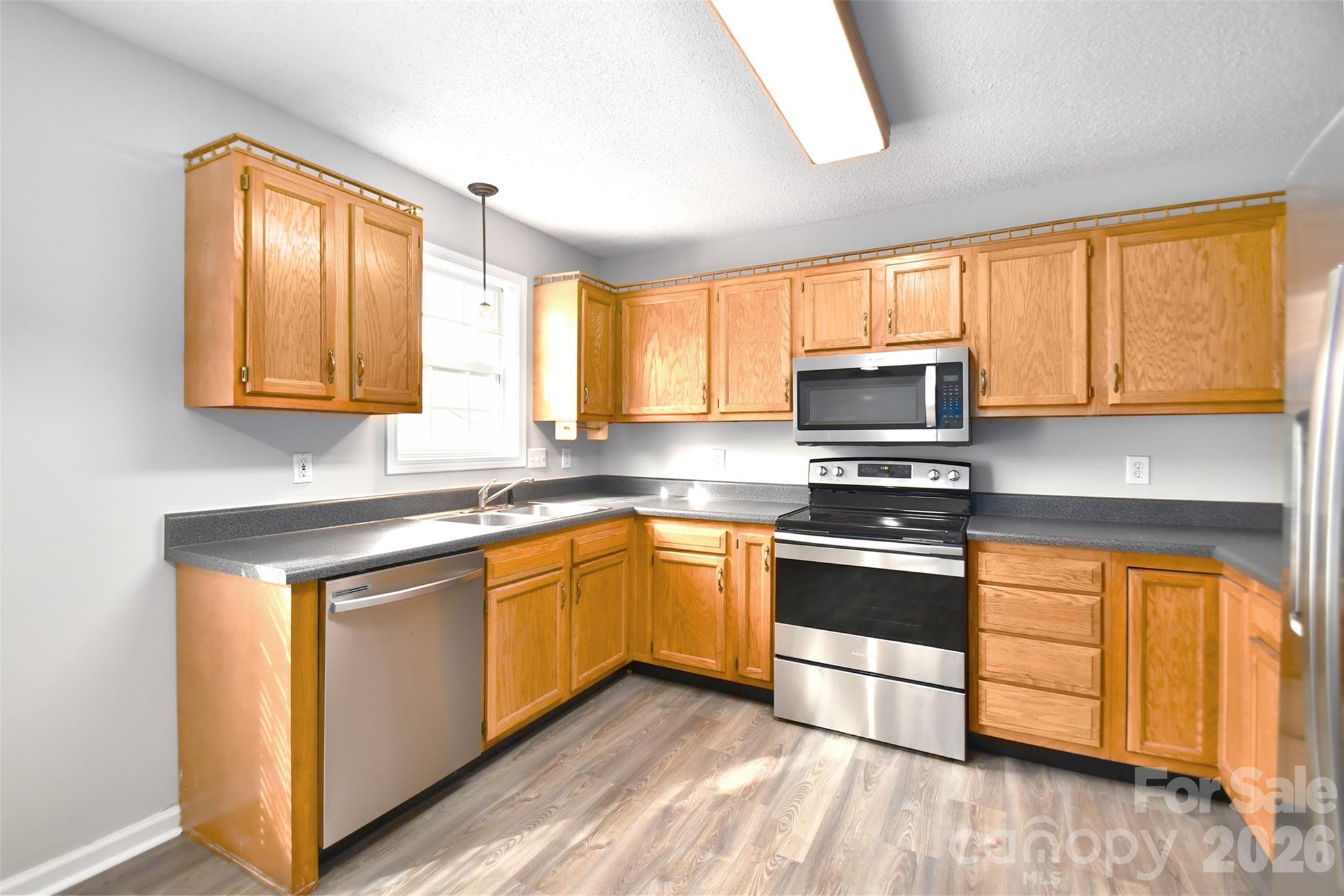 2640 Centergrove Road